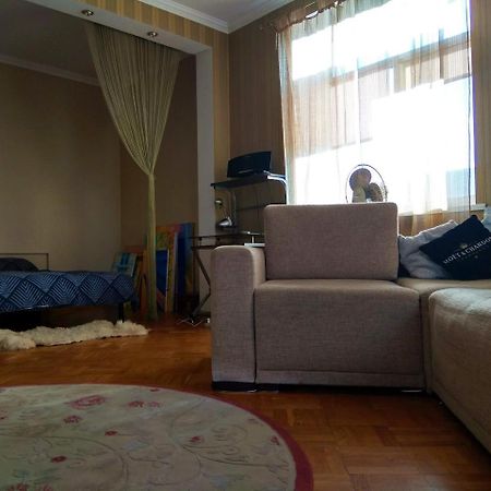 Alabama Mama Apartamento Kiev Exterior foto