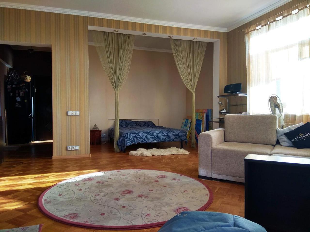 Alabama Mama Apartamento Kiev Exterior foto